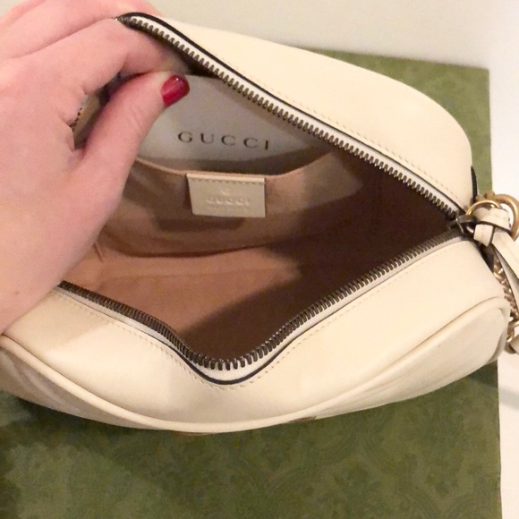 Gucci Bag - Picture 12 of 16